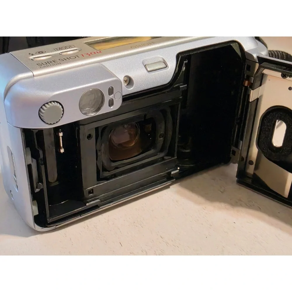 Canon Sure Shot 130u Caption AiAF 35mm Film Camera Silver with Case TESTED